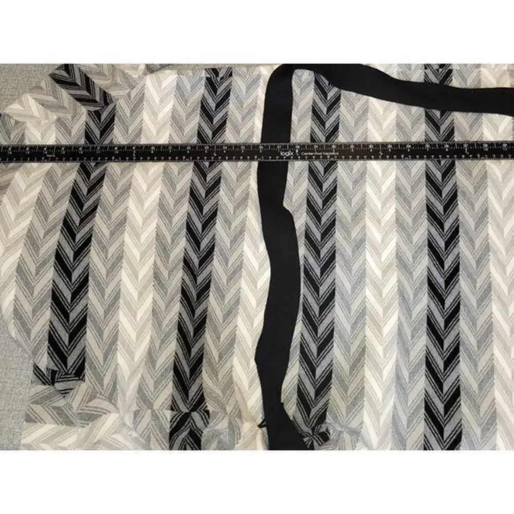 Adrienne Vittadini Women Sweater Open Front Size L‎ Pockets Black White Grey